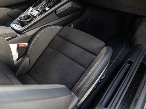 Used 2025 Porsche 911 Carrera 4 GTS image 50