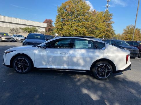 New 2025 Kia K4 GT-Line w/ GT-Line Premium Package image 4