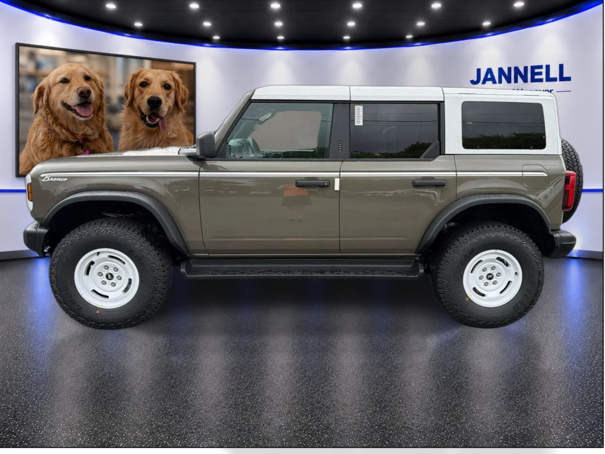 New 2026 Ford Bronco Heritage Edition AWD/4WD image 9