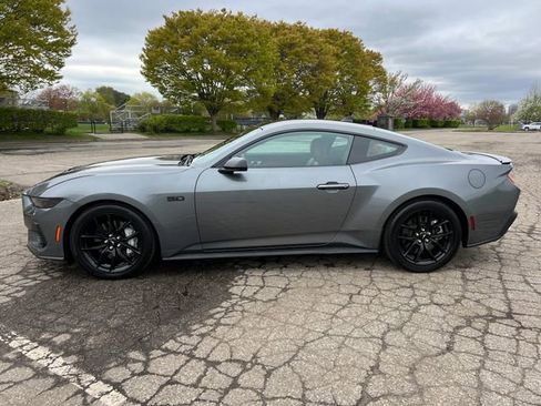 Used 2025 Ford Mustang GT Premium w/ Mustang Nite Pony Package RWD image 6