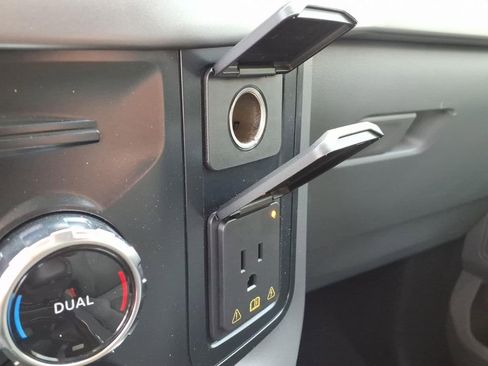 Used 2025 Ford F150 XLT w/ Equipment Group 302A MID image 22