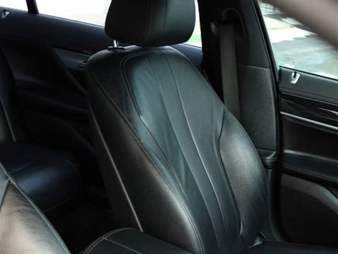 Used 2019 BMW 740i 740i Sedan 4D w/ M Sport Package image 57