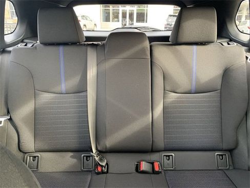 Used 2024 Toyota Corolla Cross SE image 30