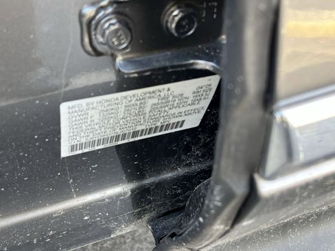 Certified 2025 Acura MDX FWD image 32