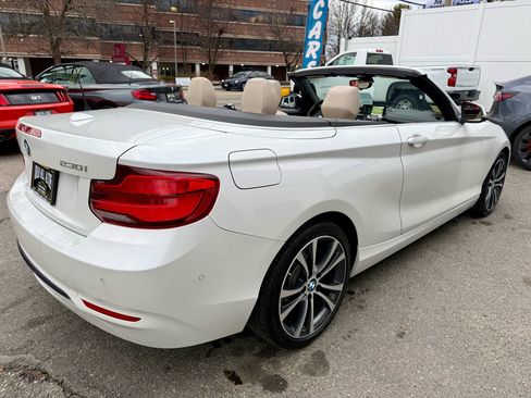 Used 2018 BMW 230i xDrive Convertible w/ Premium Package image 9