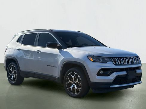 Used 2025 Jeep Compass Limited AWD/4WD image 5