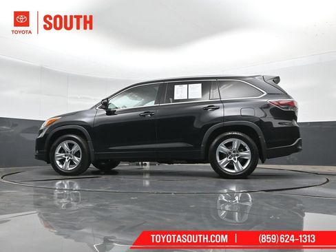 Used 2016 Toyota Highlander Limited AWD/4WD image 45