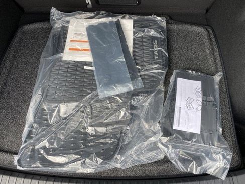 New 2025 Volkswagen Taos SE image 76