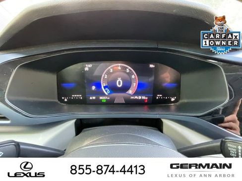 Used 2024 Volkswagen Taos SE FWD image 17