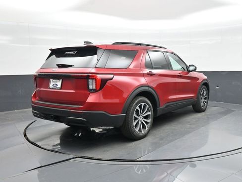 New 2026 Ford Explorer ST-Line image 7