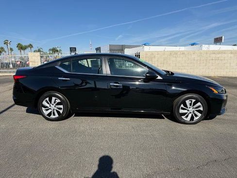 Certified 2025 Nissan Altima 2.5 S FWD image 7