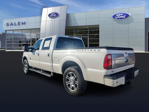 Used 2016 Ford F250 Platinum w/ FX4 Off-Road Package image 5