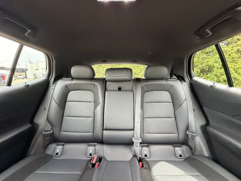 Used 2025 Chevrolet Equinox EV LT w/ Convenience Package FWD image 3