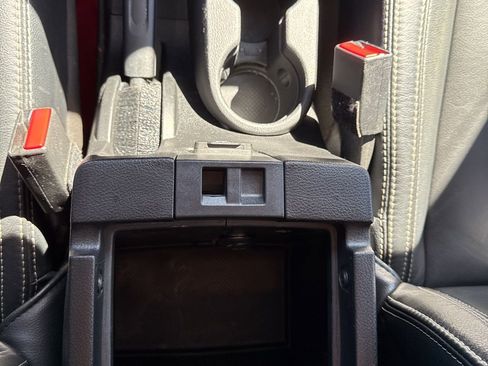 Used 2015 Jeep Wrangler Unlimited Sahara w/ Dual Top Group image 26