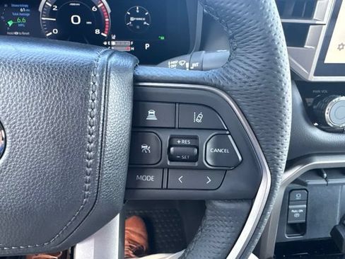 New 2026 Toyota Tundra Limited AWD/4WD image 17
