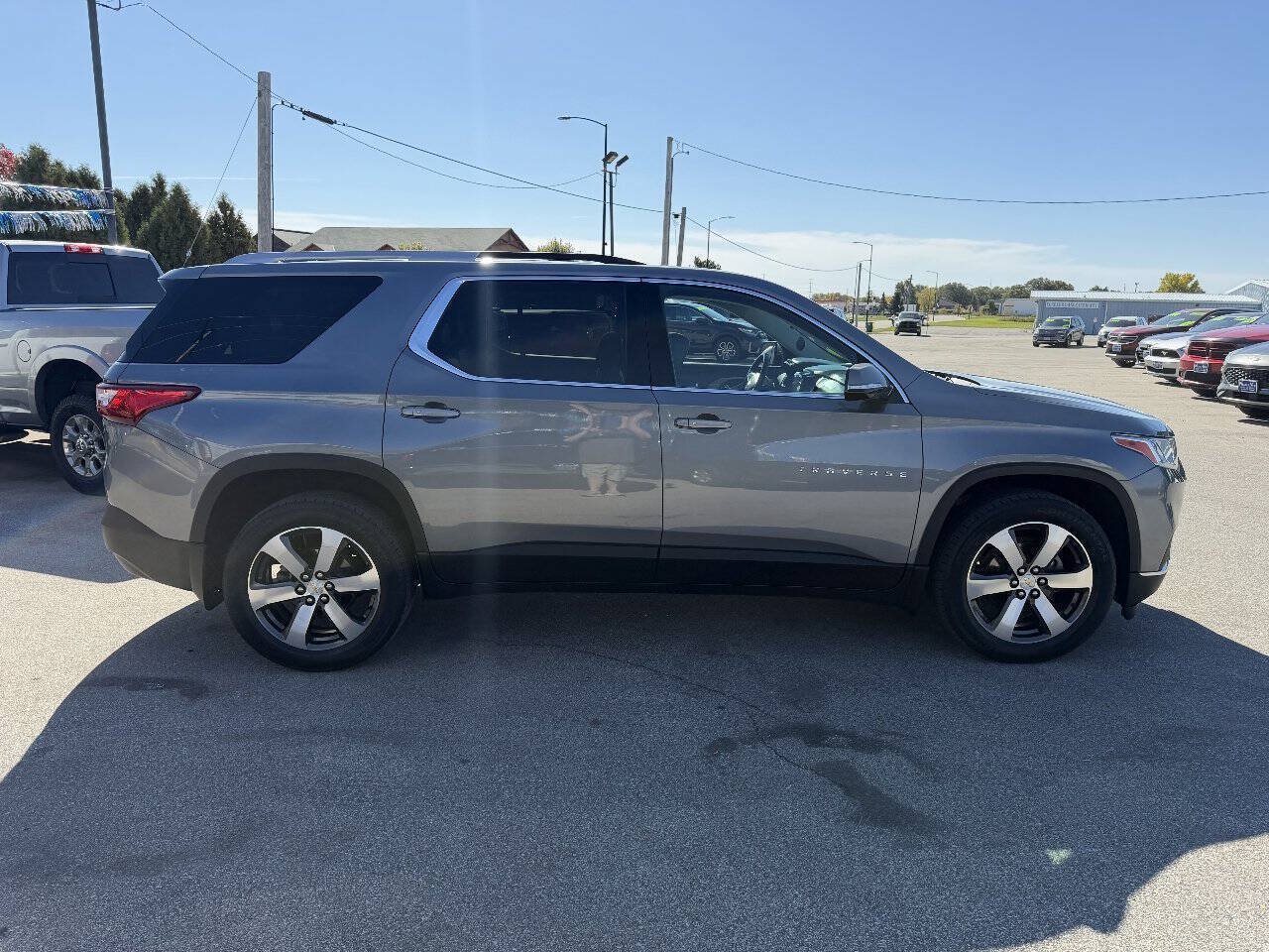 Used 2018 Chevrolet Traverse LT w/ LPO, Floor Liner Package AWD/4WD image 8