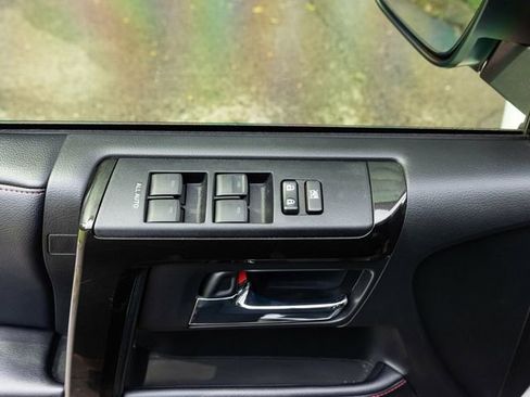 Used 2018 Toyota 4Runner TRD Off-Road Premium image 21