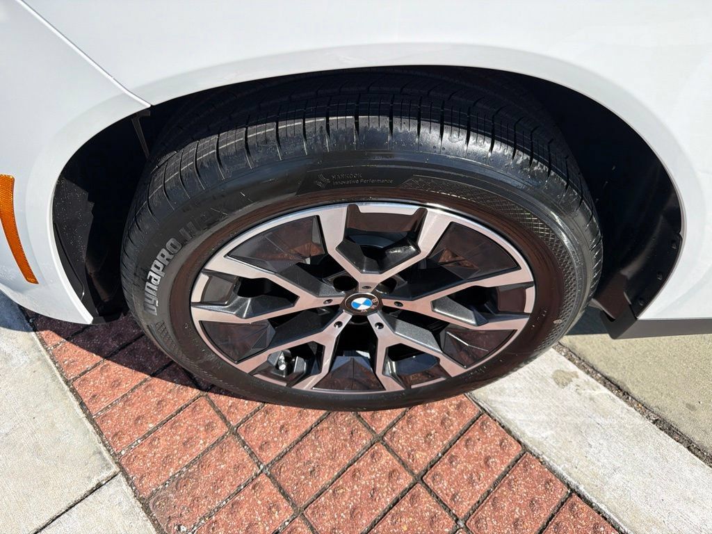 New 2026 BMW X3 xDrive30i AWD/4WD image 9