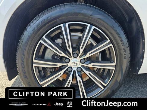 Used 2021 Volvo XC60 T6 Inscription w/ Advanced Package AWD/4WD image 26