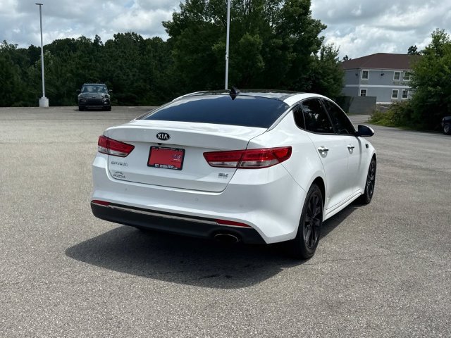Used 2018 Kia Optima EX w/ Premium Package FWD image 5