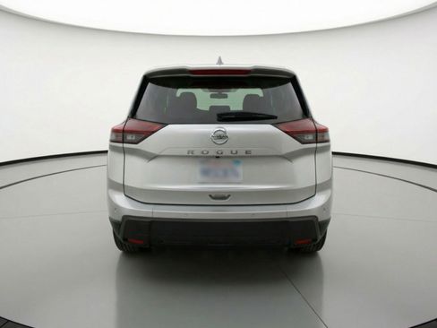 Used 2025 Nissan Rogue SV FWD image 7