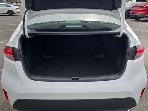 Used 2024 Toyota Corolla LE image 13