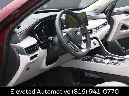 Certified 2026 INFINITI QX60 Luxe w/ Cargo Package AWD/4WD image 7