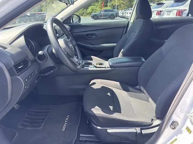 Used 2024 Nissan Sentra S FWD image 9