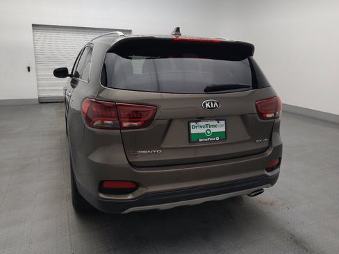 Used 2019 Kia Sorento EX FWD image 6