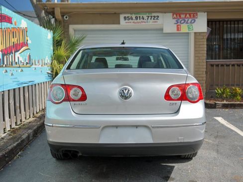 Used 2010 Volkswagen Passat Komfort image 27