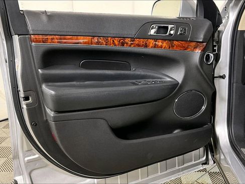 Used 2019 Lincoln MKT AWD image 23