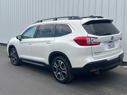 Used 2024 Subaru Ascent Limited AWD/4WD image 4