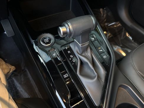 Used 2024 Kia Niro EX image 26