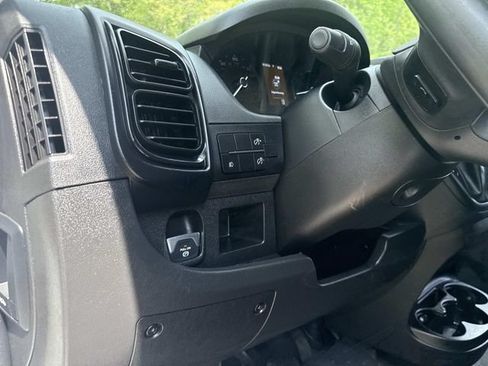 Used 2025 RAM ProMaster 3500 w/ Convenience Group FWD image 21