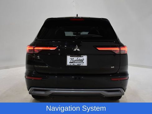 New 2026 Mitsubishi Outlander SE image 5