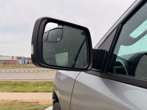 Used 2021 RAM 1500 Big Horn image 11