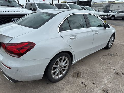 Used 2019 Mercedes-Benz A 220 image 4