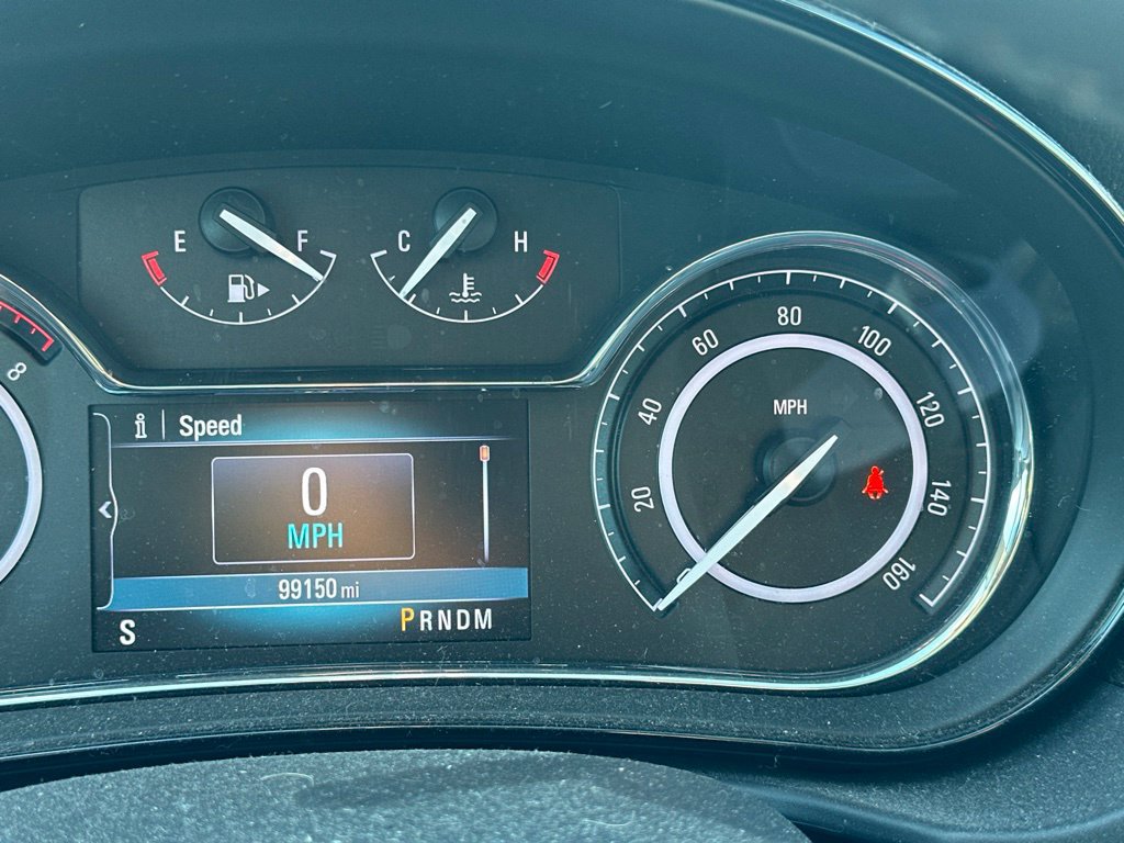 Used 2017 Buick Regal Sport Touring FWD image 27