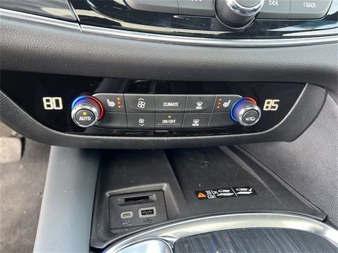 Used 2024 Buick Enclave Essence w/ Experience Buick Package image 17