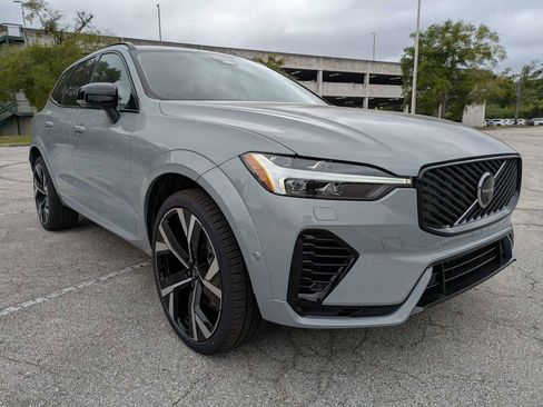 New 2026 Volvo XC60 T8 Ultra w/ Protection Package Premier AWD/4WD image 8