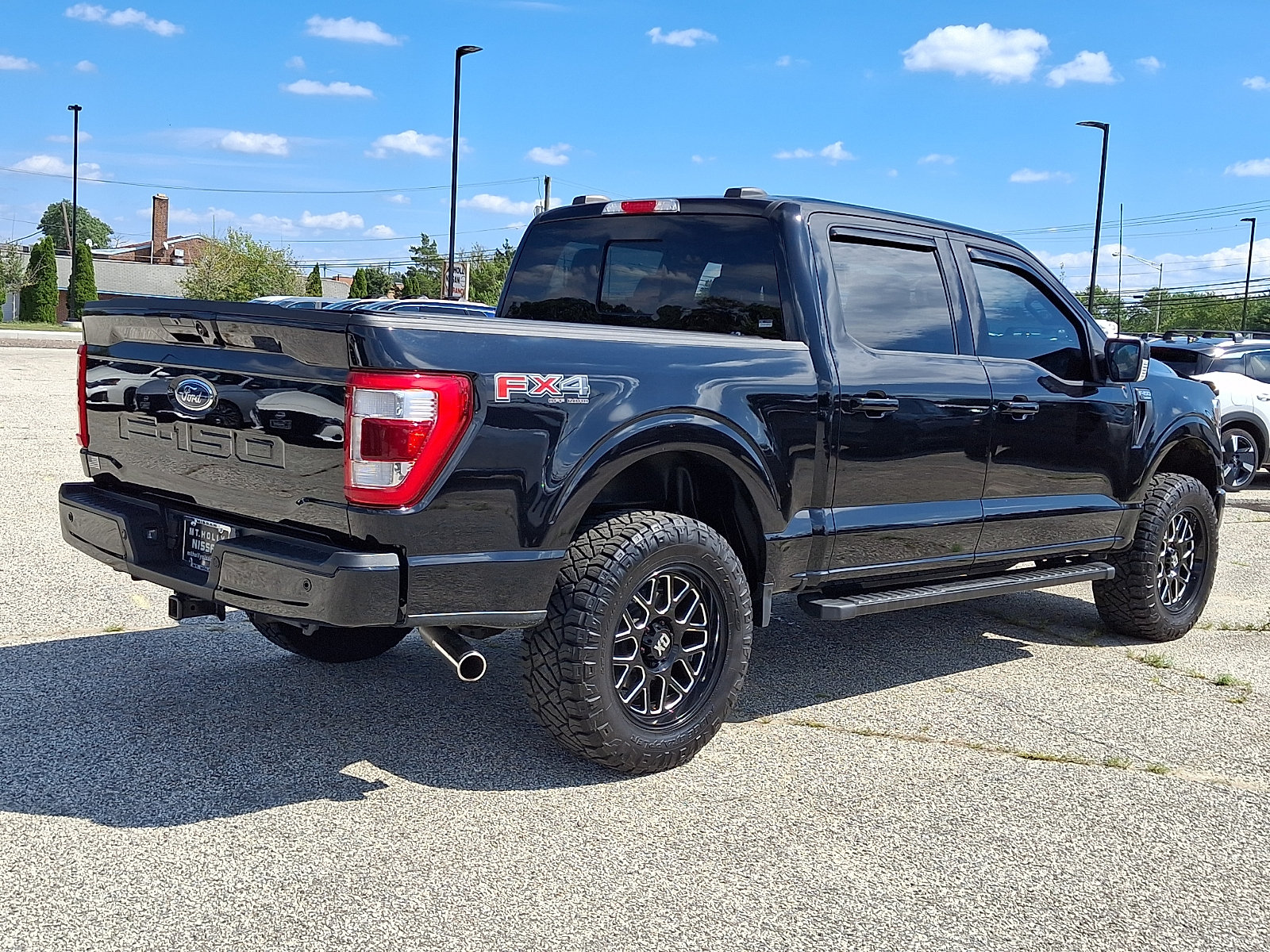 Used 2023 Ford F150 Lariat w/ Equipment Group 502A High AWD/4WD image 7