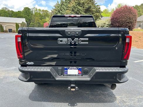 Used 2024 GMC Sierra 2500 Denali Ultimate image 26