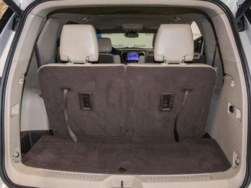 Used 2018 GMC Acadia Denali w/ LPO, Cargo Package FWD image 24