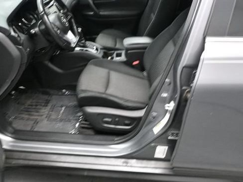 Used 2017 Nissan Rogue SV w/ SV Premium Package AWD/4WD image 11