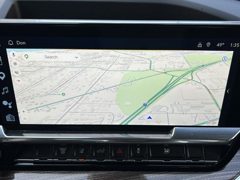 Used 2025 Chevrolet Silverado 2500 LT w/ Convenience Package image 13