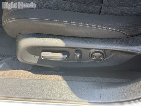Certified 2023 Honda Accord EX image 18