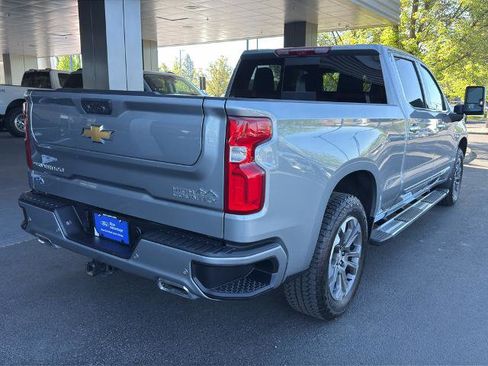 Used 2025 Chevrolet Silverado 1500 High Country w/ Technology Package AWD/4WD image 14