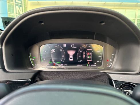 Used 2024 Honda Accord Sport image 11