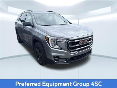 Used 2024 GMC Terrain AT4 w/ Tech Package AWD/4WD image 4