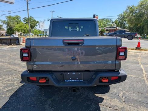 New 2026 Jeep Gladiator Mojave image 5